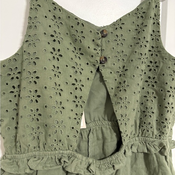 NWT Cupcakes & Cashmere Kids Green Eyelet Romper Girl's Size Large 10/12 - Picture 6 of 8